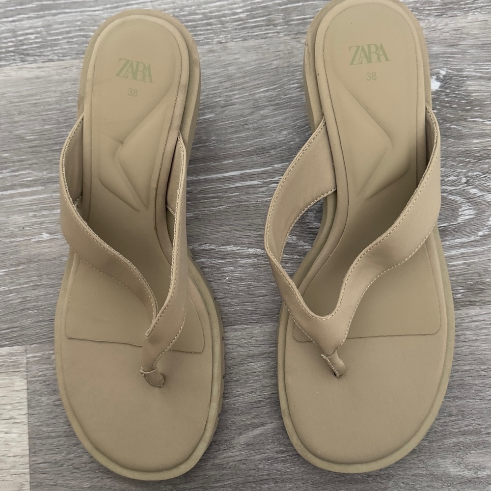 Zara Beige Heel Thong Sandals - Size 38 (US 7.5-8) - Picture 3 of 6